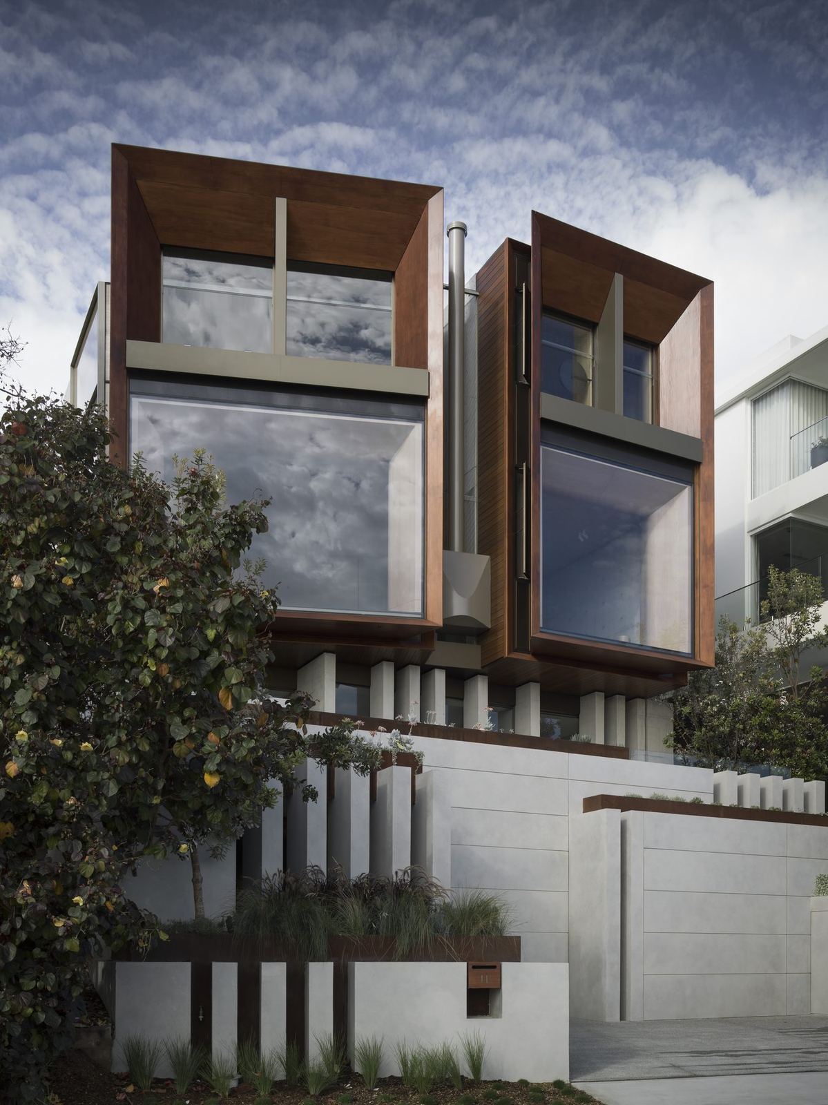 Lurline Bay, architecturally designed home built by HP Constructions, FJC Studio